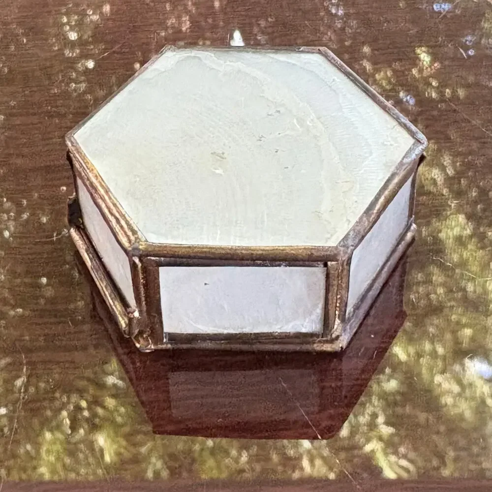 Vintage Hexagon Capiz Shell Trinket Box – Hinged Lid